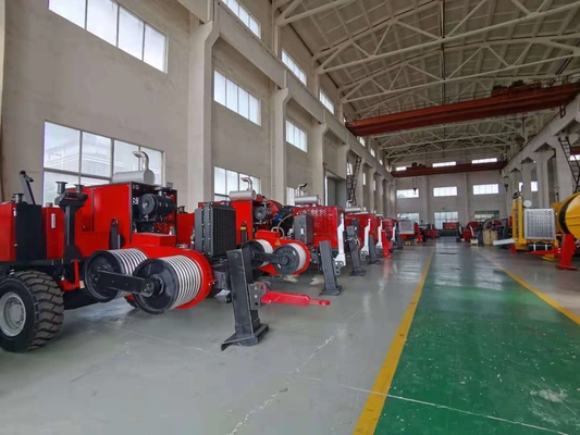 Cabo hidráulico diesel da Bull-roda de Max Pulling 220KN que amarra o equipamento